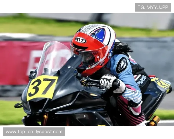 赛前预热：车手在比赛日的心理调适，赛车比赛前的鼓励的话